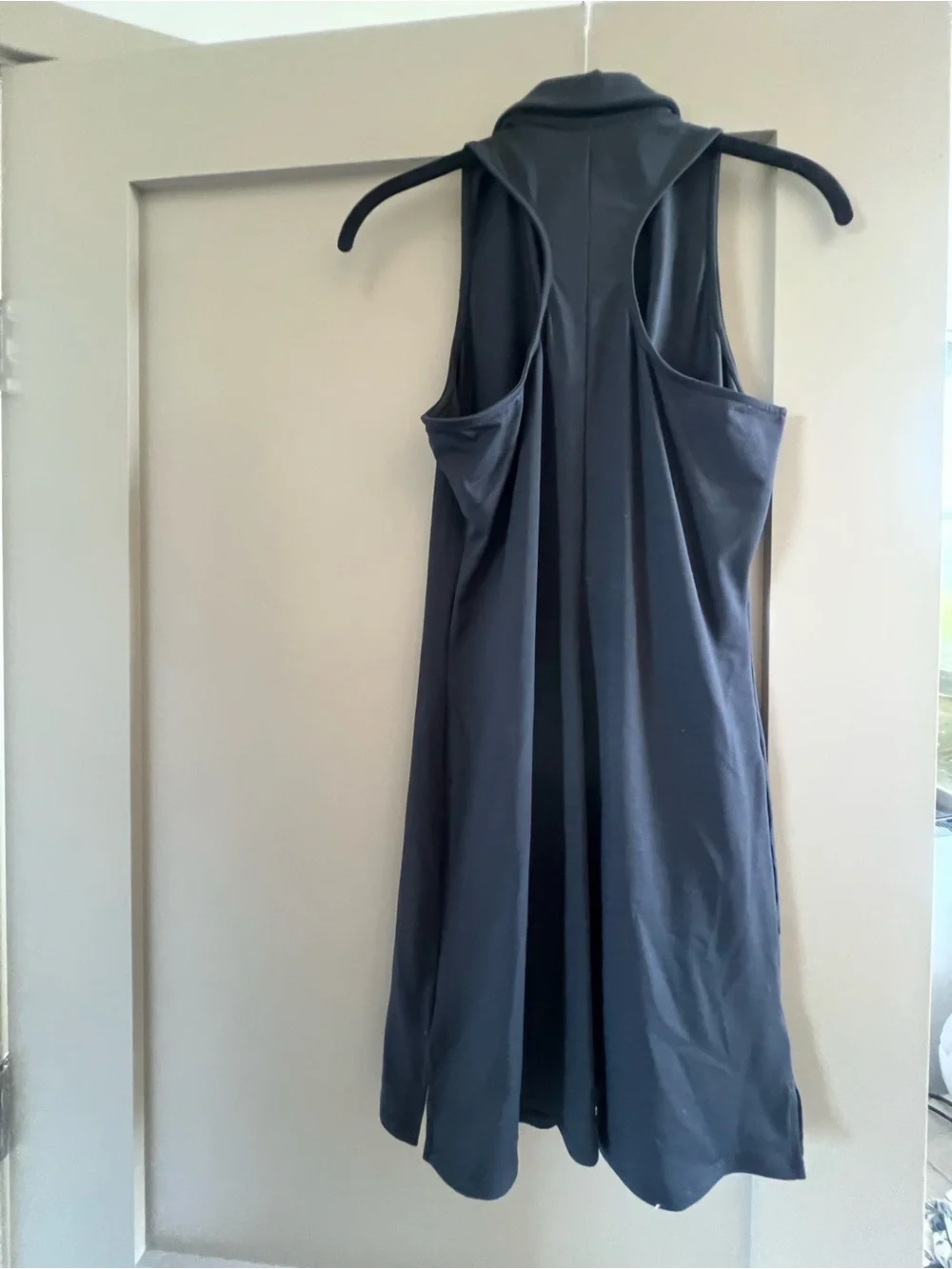 ALO Yoga Black Sleeveless Polo Tunic Dress - Picture 5 of 8